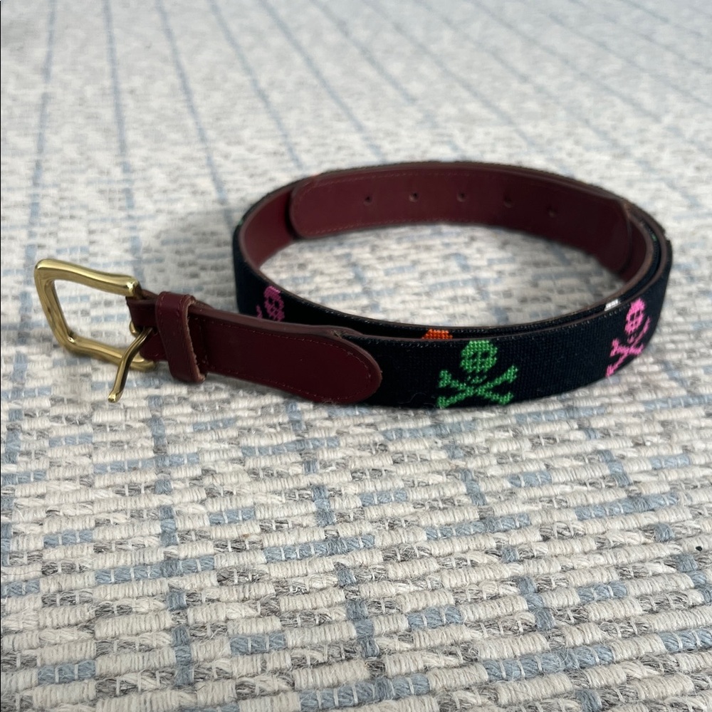 Tucker Blair Multi Color Jolly Roger Skull Needlepoint Belt Size 38